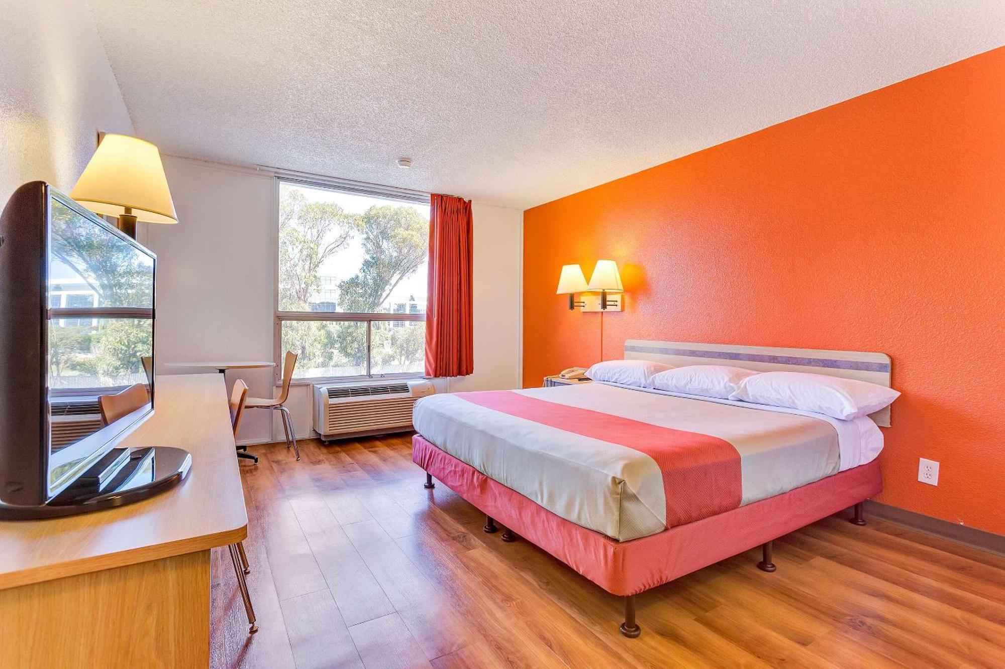 Motel 6-Belmont, Ca - San Francisco - Redwood City Buitenkant foto